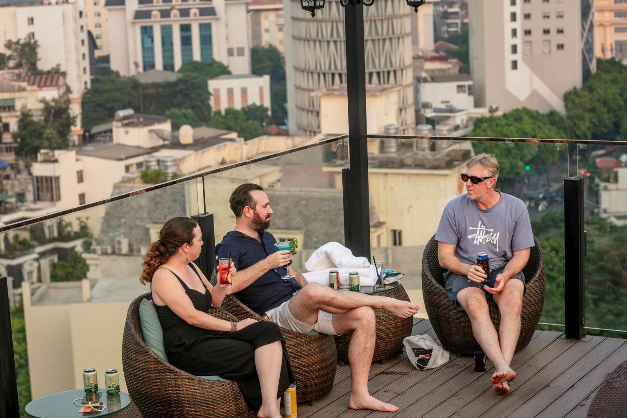 May De Ville Corner Hotel Ханой Екстериор снимка