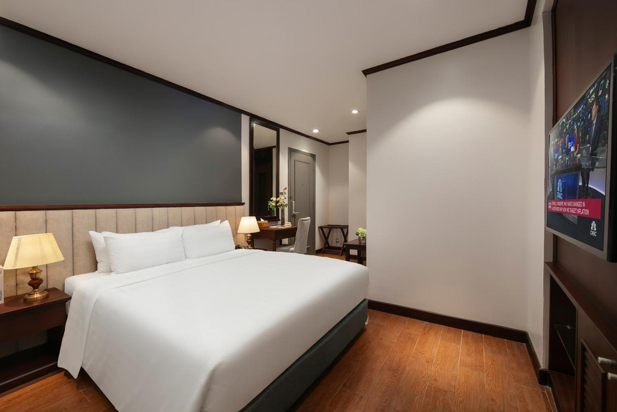 May De Ville Corner Hotel Ханой Екстериор снимка