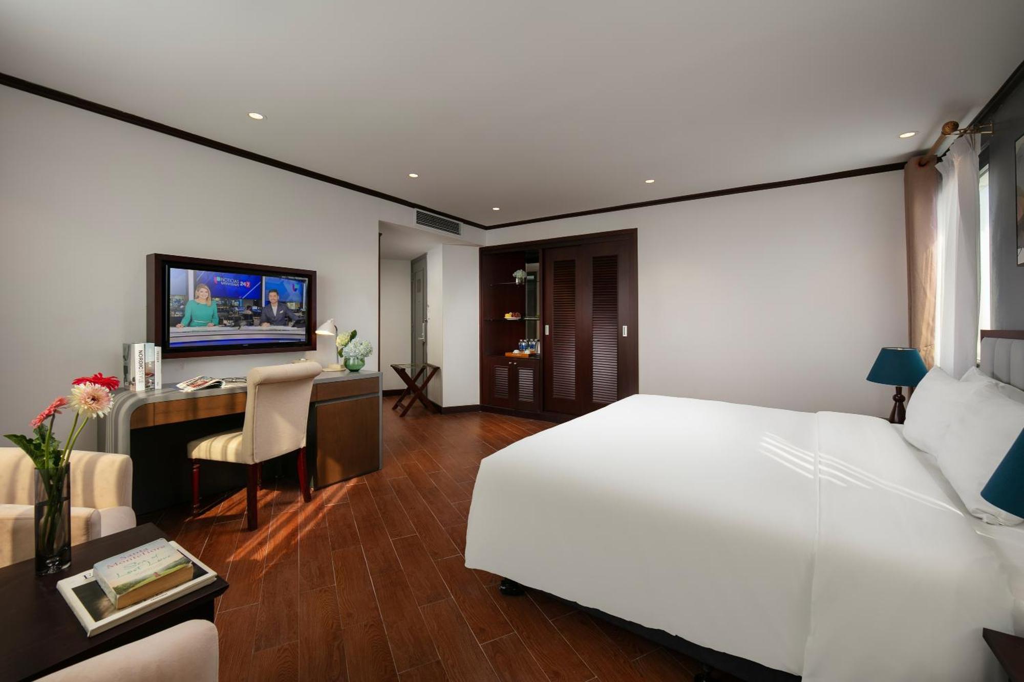 May De Ville Corner Hotel Ханой Екстериор снимка
