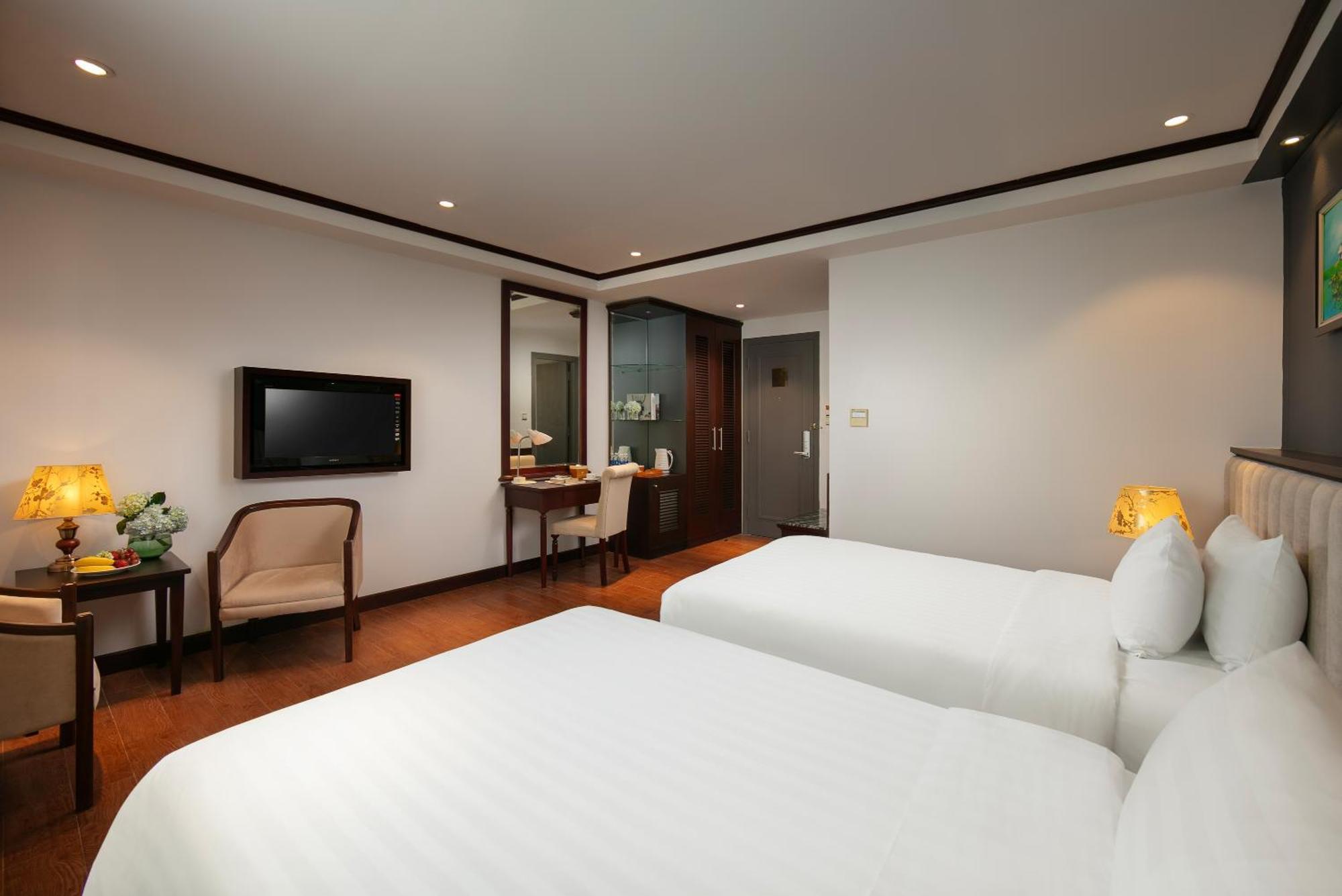 May De Ville Corner Hotel Ханой Екстериор снимка